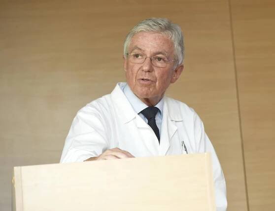 1 přednosta Doc. MUDr. Jan Měšťák, CSc. DSC8319