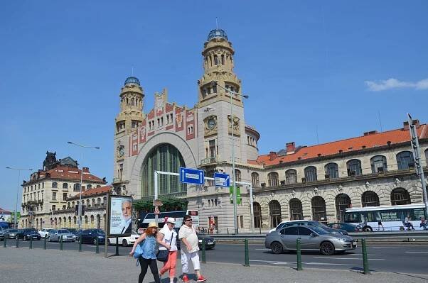 Tabulkové jízdní řády praha hlavni nadrazi