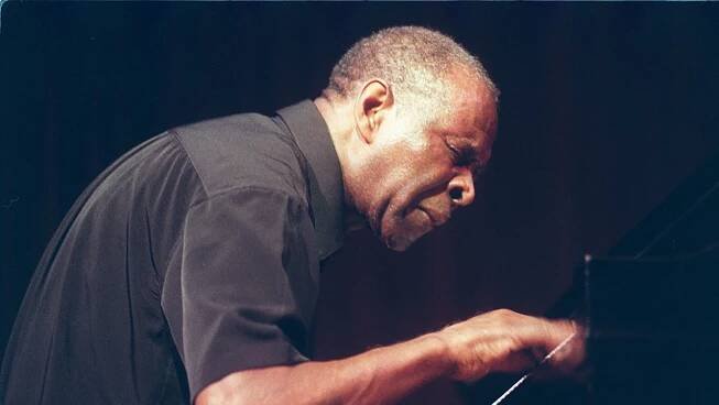 Muhal Richard Abrams, 87, Individualistic Pianist and Composer, Is Dead