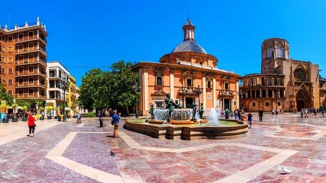 Valencia travel guide