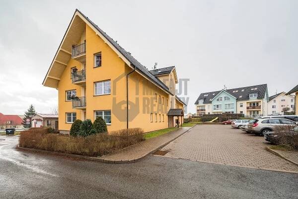 Prodej vybaveného apartmánu 1+kk, 51 m2, Jilemnice - MILFAJT REALITY 