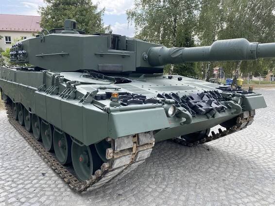 Česko chce 77 nejmodernějších tanků Leopard, starší kusy už armáda zkouší