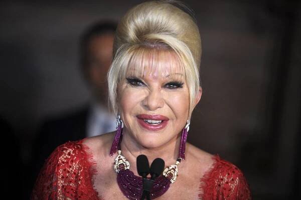 Byla ženou velkého světa, nikdy ale nepřetrhala vazby s Českem. Zeman vyznamenal Ivanu Trumpovou