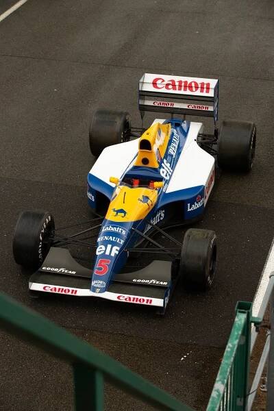 Bývalý šampion F1 Nigel Mansell prodává svojí sbírku – jsou v ní obdivuhodné i podivuhodné stroje