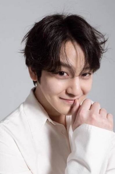 Kim Beom-1989-p1.jpeg