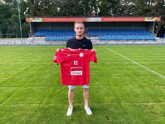 Rozhovor s novou posilou HFK Třebíč Robinem Hrobařem – Horácký fotbalový klub Třebíč