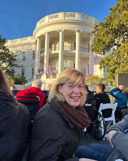 Tammy Baldwin Speaking at a White House Event Wallpaper
