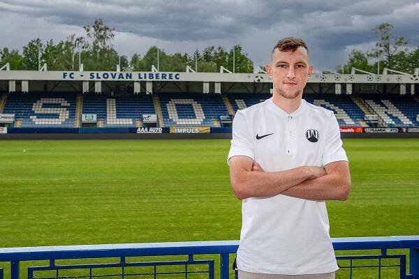 Kováče následuje do Slovanu talentovaný záložník Marek Icha