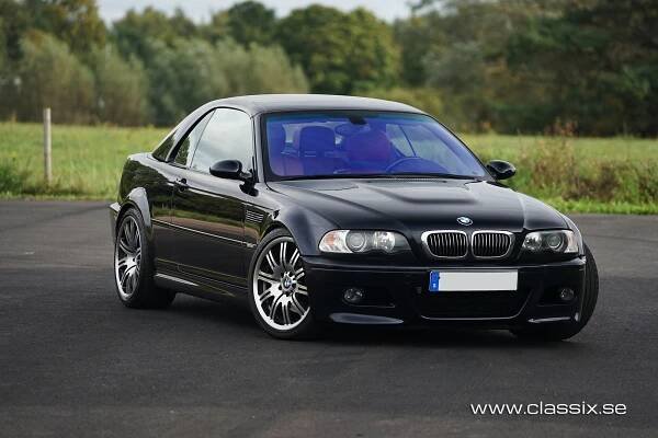 Prodám BMW E46 M3 s pevnou karbonovou střechou 