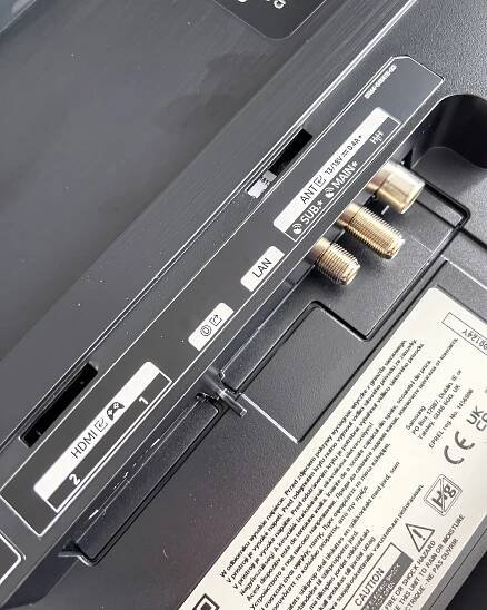 4 OLED TV LG, Philips, Samsung a Sony do 2 000 €! Ktorý je najlepší? [megasúboj] - TECHBOX.sk