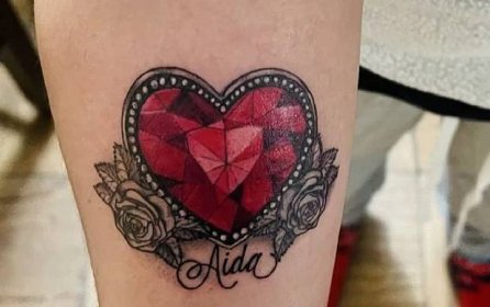 Srdce tetování velmi originální vzory pro všechny styly