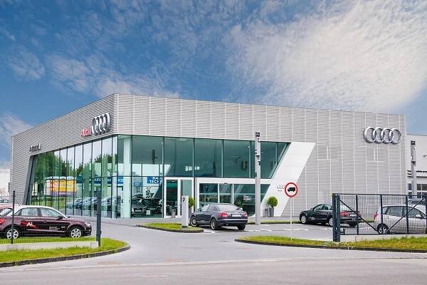 Audi Showroom - Reconal