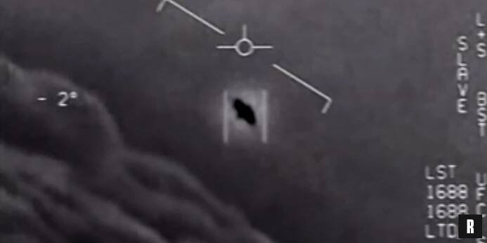 Zase UFO, a teď už vážně • RESPEKT 28/2021