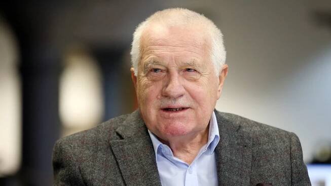 Exprezident Klaus o podpoře Zemana: Drahoš není želé, ale na Hrad nemá