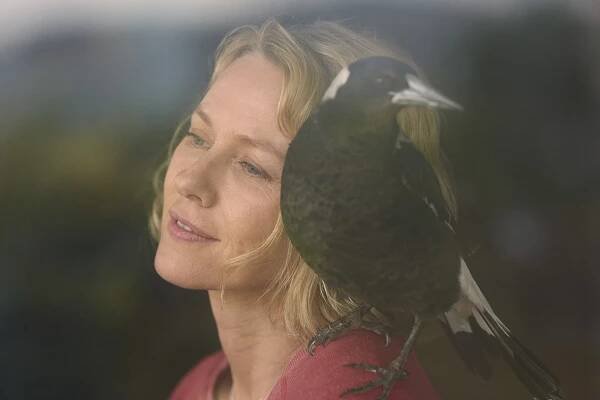 PENGUIN BLOOM (2021)Naomi Watts as Sam Bloom. Cr. Hugh Stewart / NETFLIX