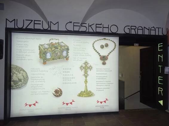 Muzeum českého granátu Praha foto 3