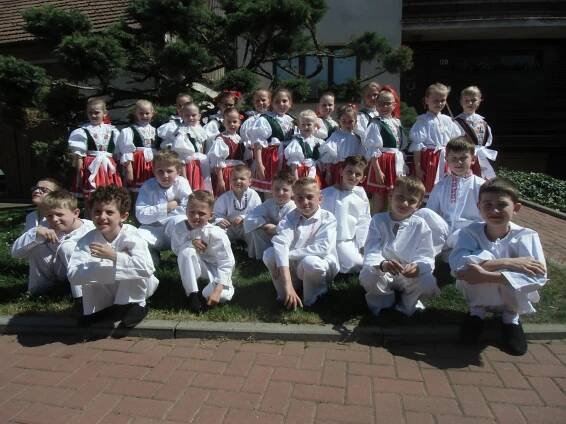 Folklorní sdružení Jánošík Brno - Dětský folklorní soubor Štěpnička, Veselí nad Moravou
