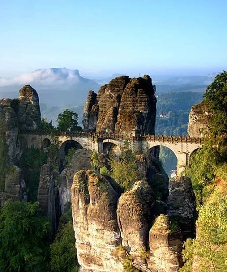Turistická trasa Za báječnými výhledy na Bastei v Saském Švýcarsku