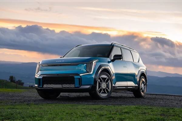 The Best Electric SUVs of 2025