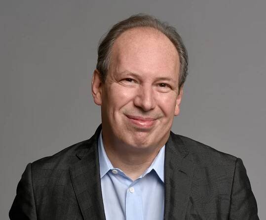 'Dune' Composer Hans Zimmer Wins At The 2022 Oscars For Original Score