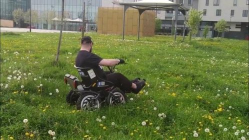 ZOOM 4x4 invalidní elektrický vozík do terénu - Parafest Ostrava