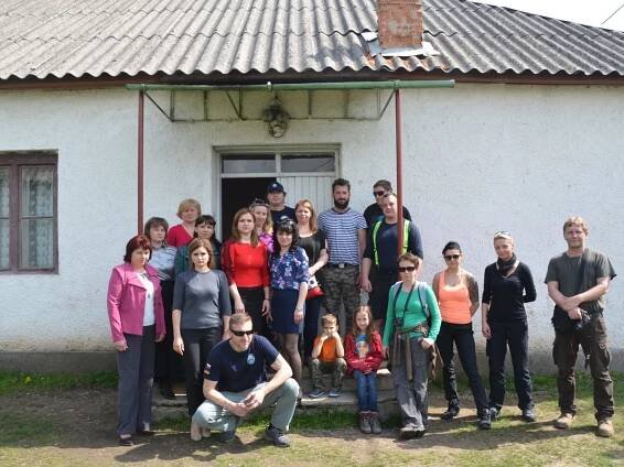 SVALJAVA: Základní škola Trvalá podpora výuky a vybavení školy | PŘES HRANICE EU z.s.