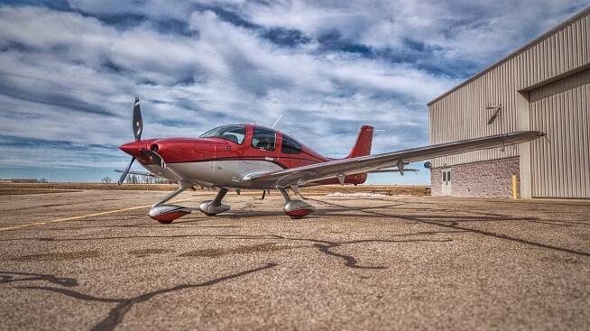 2016 Cirrus SR22 GTS Turbo Platinum | AVIANA