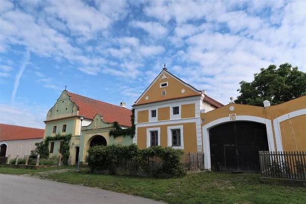 Soubor:Plástovice (1).jpg – Wikipedie
