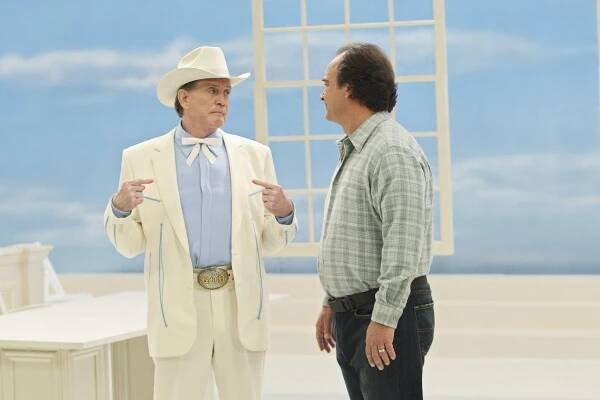 Svět podle Jima - Nebesa proti pek - Z filmu - Lee Majors, Jim Belushi