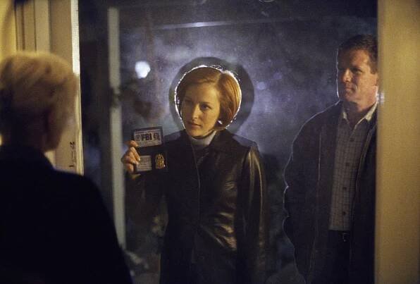Akta X - Konec cesty - Z filmu - Gillian Anderson, Anthony Heald