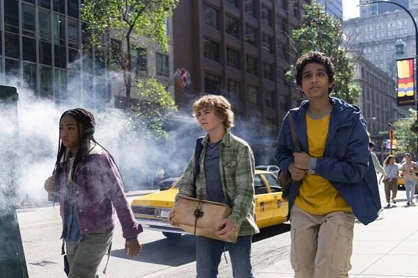 Percy Jackson a Olympané - Navštívíme říši zahradních trpaslíků - Z filmu - Leah Jeffries, Walker Scobell, Aryan Simhadri