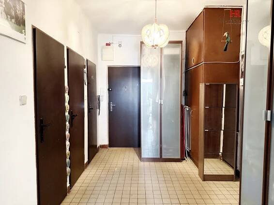Prodej nemovitosti > Prodej velmi pěkného bytu 2+1/B, 67 m2, cihla, OV, Praha 10, Strašnice 