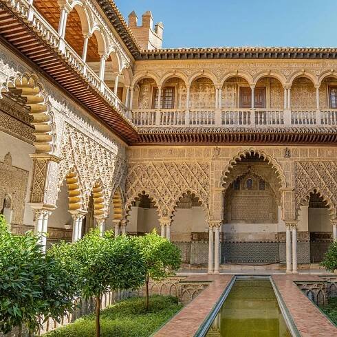 Vstupenka do královského paláce Alcázar s audio průvodcem | GetYourGuide
