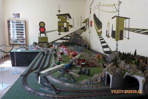 Muzeum stavebnice Merkur v Polici nad Metují