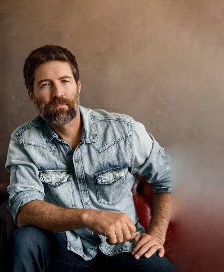 About — Josh Turner