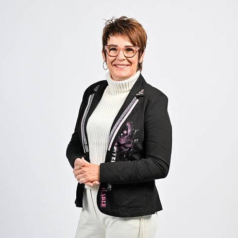 Angelika Schawarz