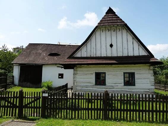 Fotografie - Bystré - Brtounova chalupa a Minimuzeum města Bystré - 17.07.2021