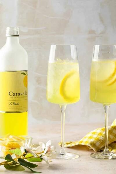 Limoncello Spritz