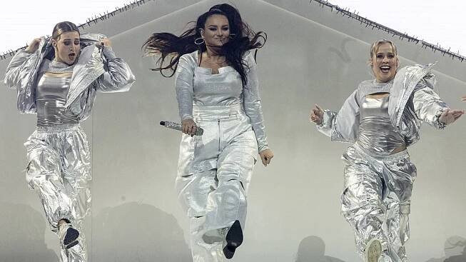 Ewa Farna na koncertě v O2 areně (14. října 2023)