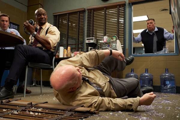 Brooklyn 99 - Na cestě - Z filmu - Terry Crews, Joel McKinnon Miller