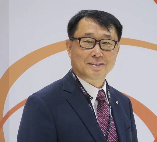 Bob (H.Y.) Hwang Ph.D.