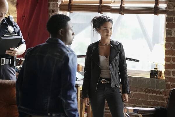 MacGyver - Duct Tape + Jack - Z filmu - Tristin Mays