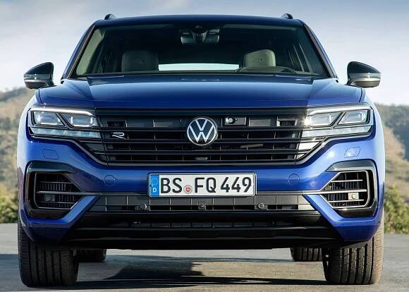 Volkswagen Touareg vyměnil V8 TDI za hybrid. Stojí přes dva miliony