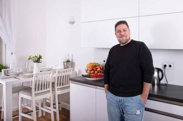Královny pořádku! Kuchyň herce Michala Holána zorganizovaly odbornice na úklid