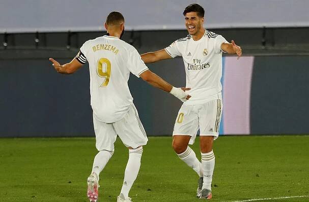 Real Madrid porazil Alavés 2:0 a znovu vede tabulku o čtyři body