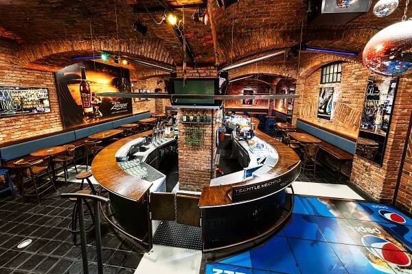 Nebytový prostor - bar, restaurace 350m2, ul. Vinohradská, Praha 2 - Grygar reality