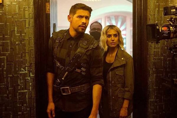 Ritu Arya Says 'Bickering' Married Couple Scenes with David Castañeda Were Her 'Favorite' on Umbrella Academy (Exclusive)