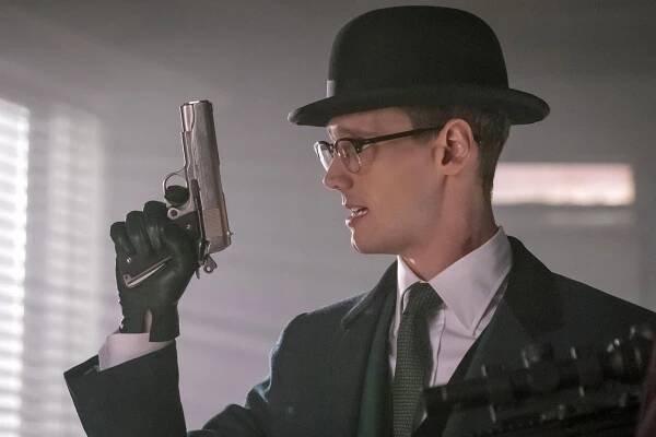 Gotham - Půvabný automat na nenávist (S03E20) (2017) | Recenze - Uživatelské | ČSFD.cz
