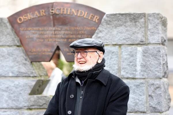 Schindler byl děvkař, zrádce i šampion lidství, tvrdí autor Schindlerova seznamu