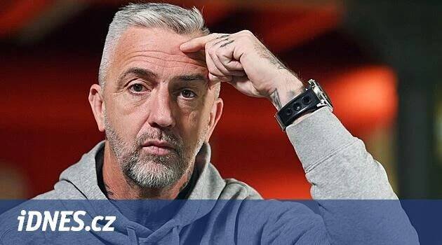 Herec Rajmont dostal trest za zdemolování kadeřnictví. O baseballovou pálku přijde - iDNES.cz